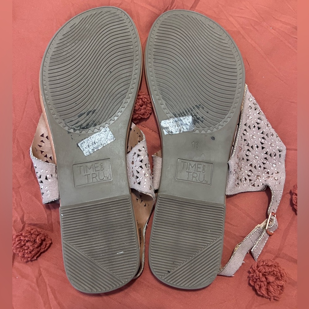 ✨ Time & Tru Rhinestone Sandals ✨ - Picture 3 of 3